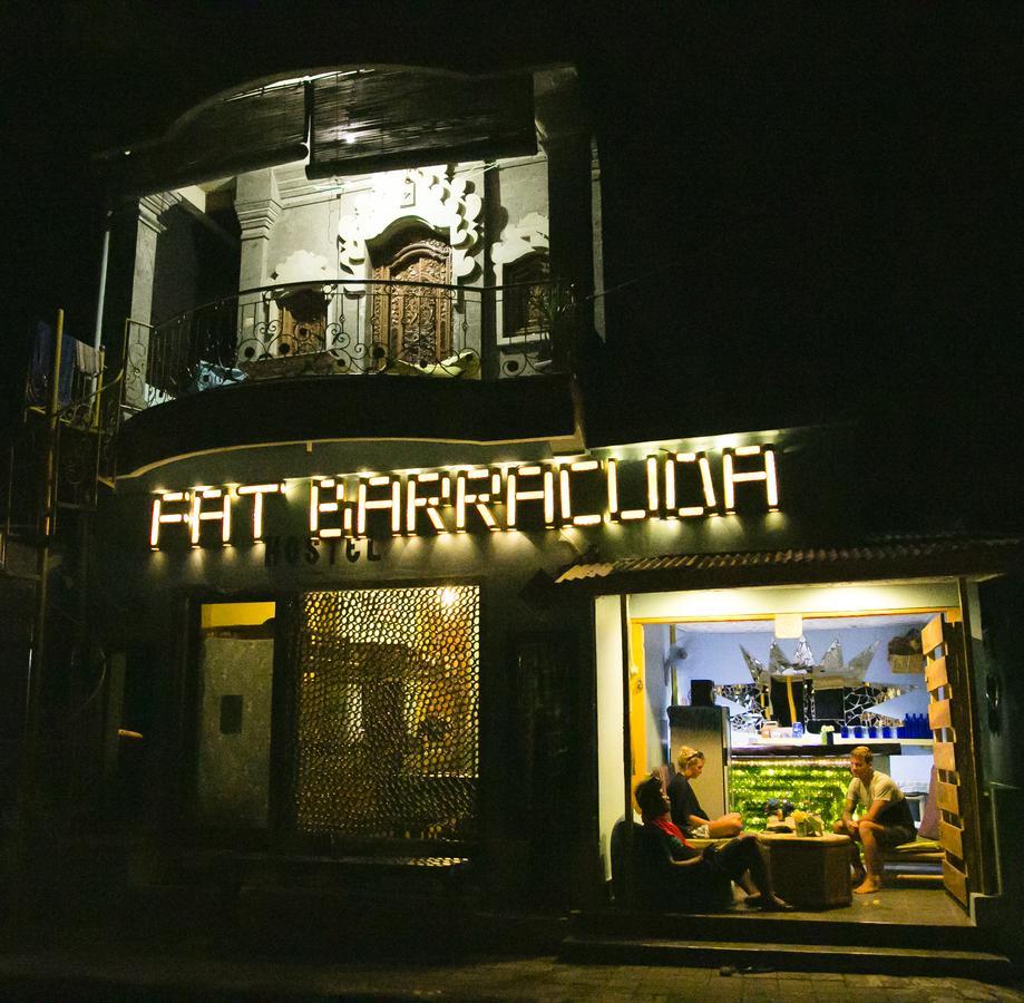 Fat Barracuda Hostel Padangbai  Exterior photo